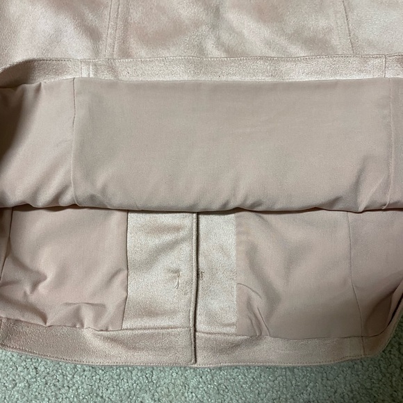 Pink faux suede button front mini skirt - Picture 3 of 5